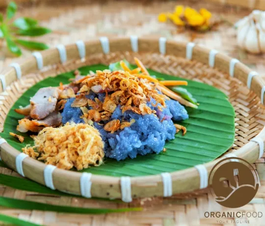 xôi hoa đậu biếc xá xíu